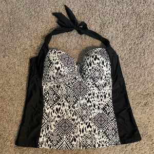 Tankini Top by Catalina Size Medium, Black & White